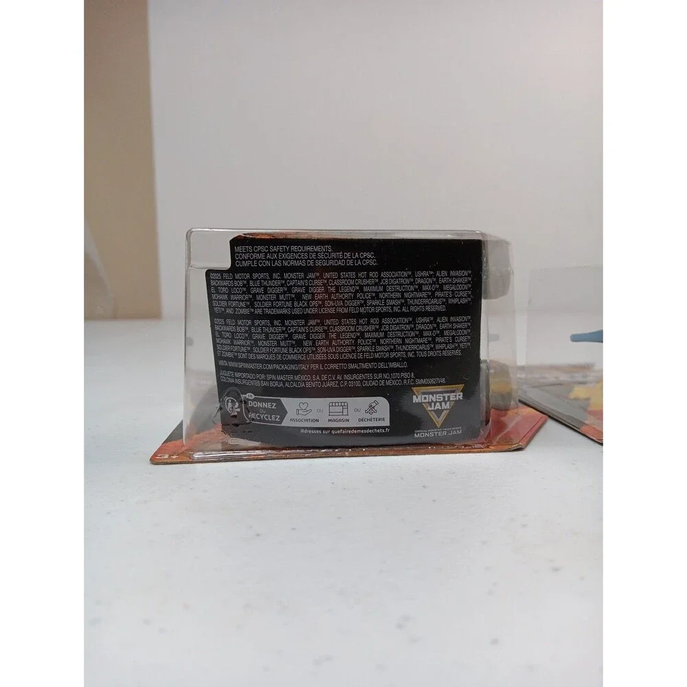 Monster Jam “Megalodon” Truck Set Of 4 Spin Master 1:64 Series 01